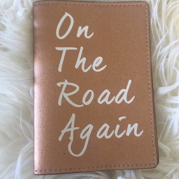 Rosegold Passport Holder - Picture 1 of 2